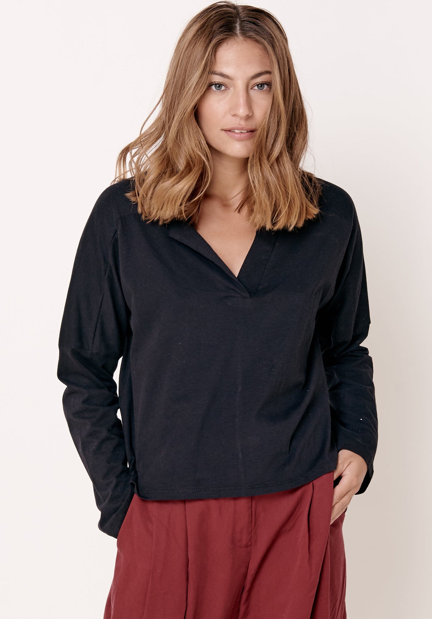 חולצה ארוכה - שחור - דגם מרגוזה - US-Fashion.tlv
