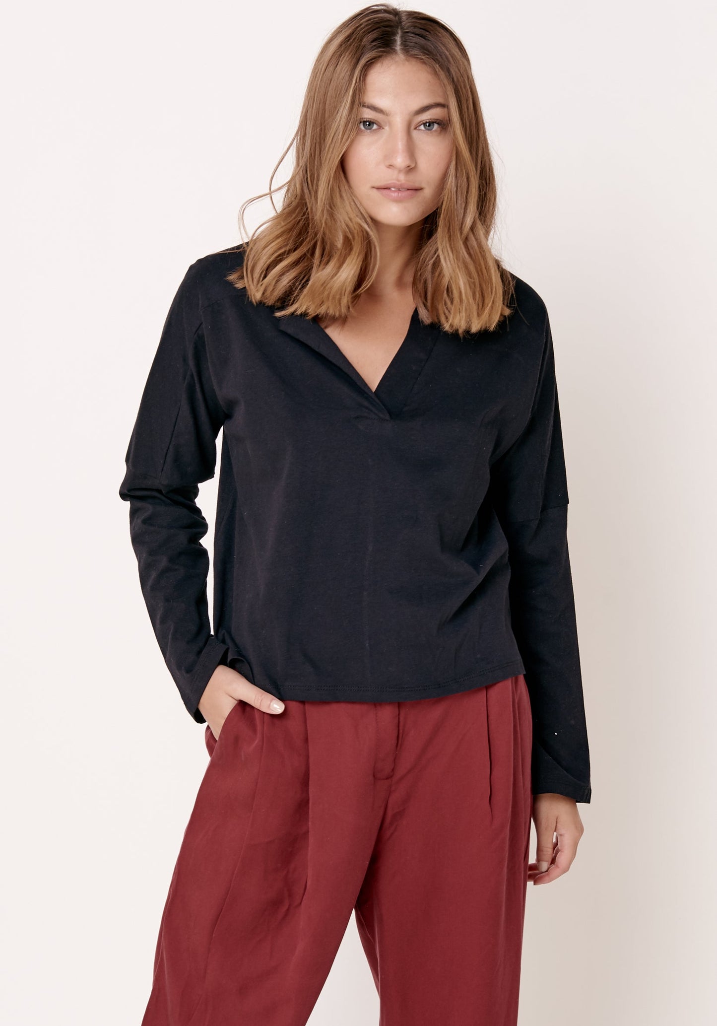 חולצה ארוכה - שחור - דגם מרגוזה - US-Fashion.tlv