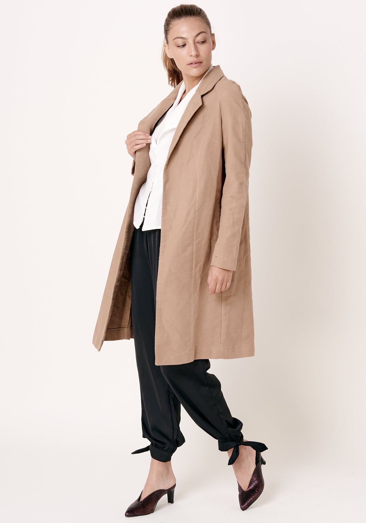 מעיל טרנץ' - קאמל - דגם גולדמן - US-Fashion.tlv