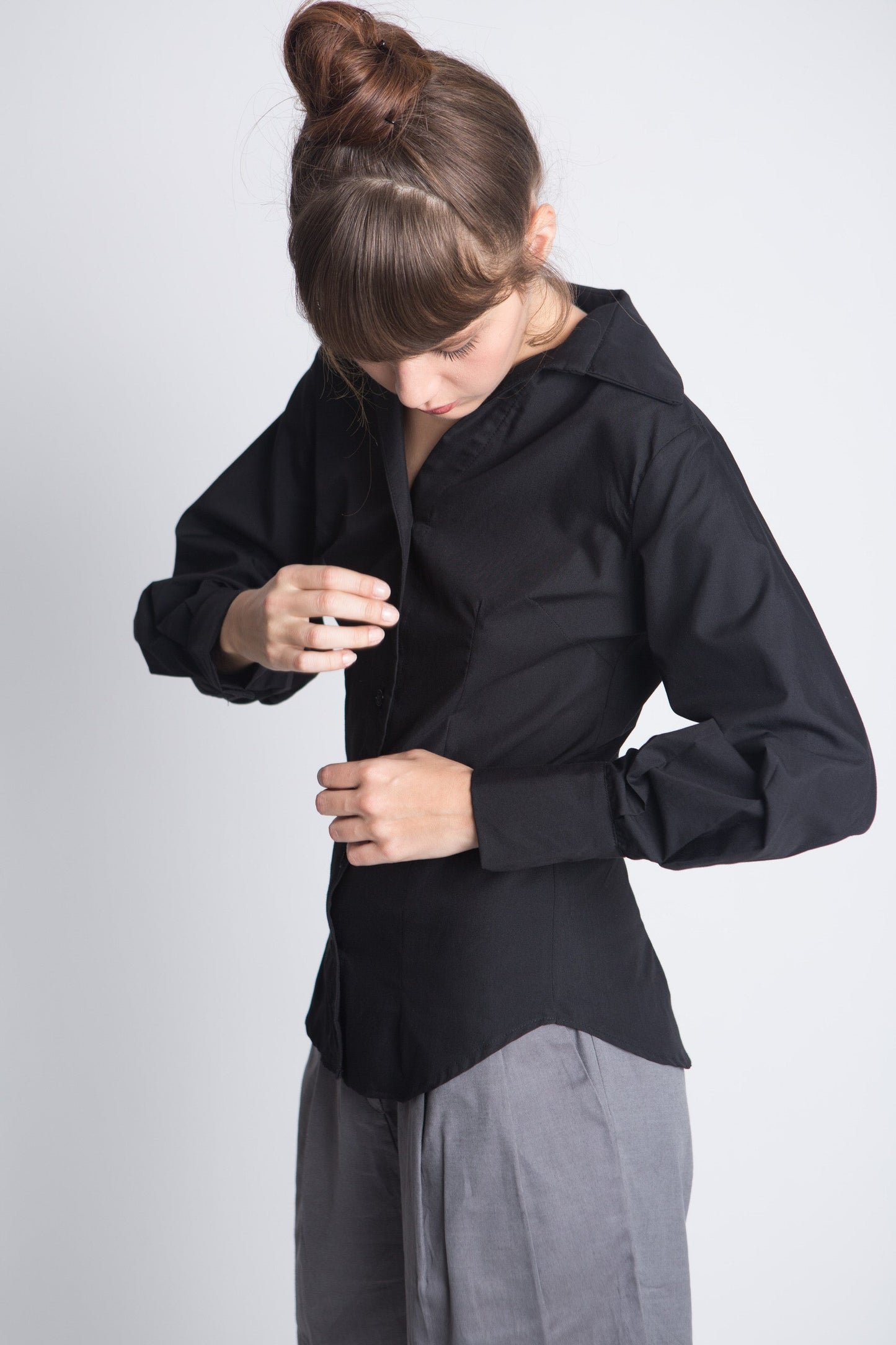 חולצה מכופתרת - שחור - דגם מדיסון - US-Fashion.tlv
